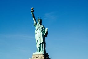 “Scenic collage of the top 10 states to visit in the USA, showcasing diverse landscapes, cities, and cultural attractions.”
